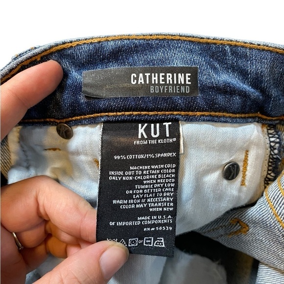 Kut From The Kloth Catherine Mid Rise Boyfriend Jeans (Abelia Wash) Size 8 - Picture 6 of 7